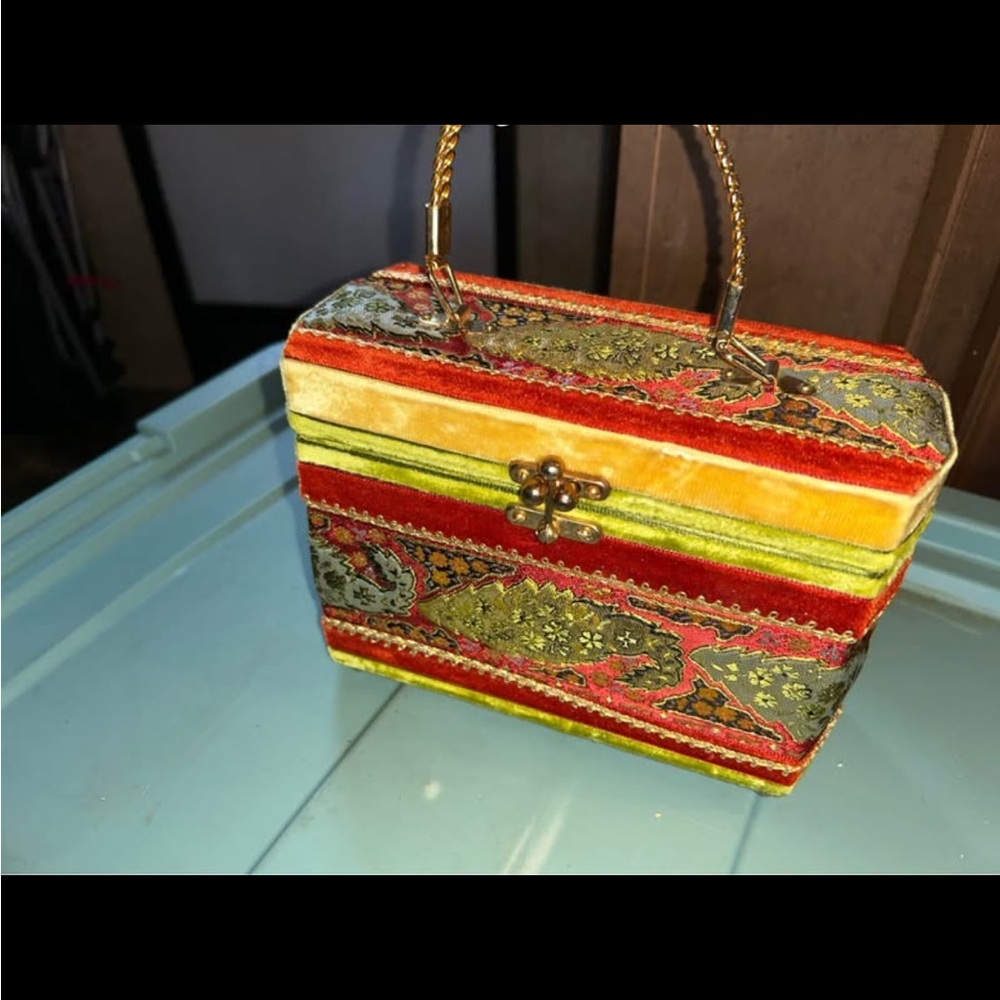Vintage tapestry wooden box purse